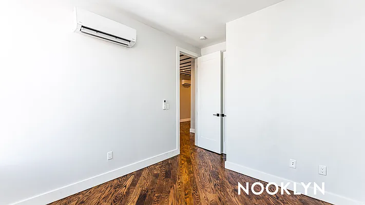 Rented by Nooklyn NYC LLC | media 10