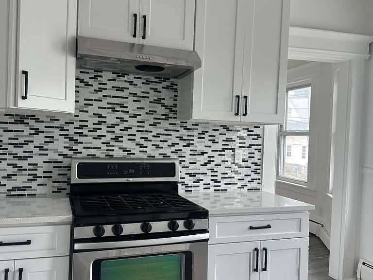 690 William St #2 — Photo 7