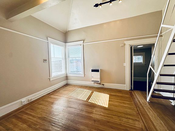 3rd image of 3425 Telegraph Ave APT 9