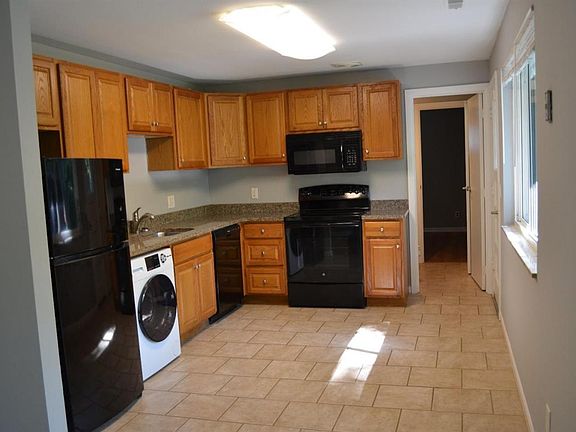 4th image of 293 Brookforest Dr