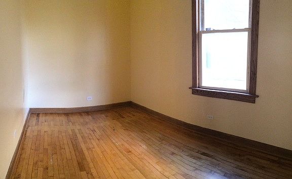 5th image of 3836 N Central Park Ave #1F