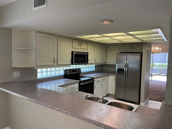 3rd image of 15852 Sanctuary Dr