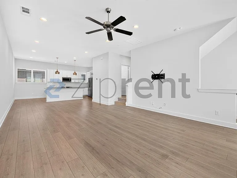 2802 Addison Park Ln — Photo 8