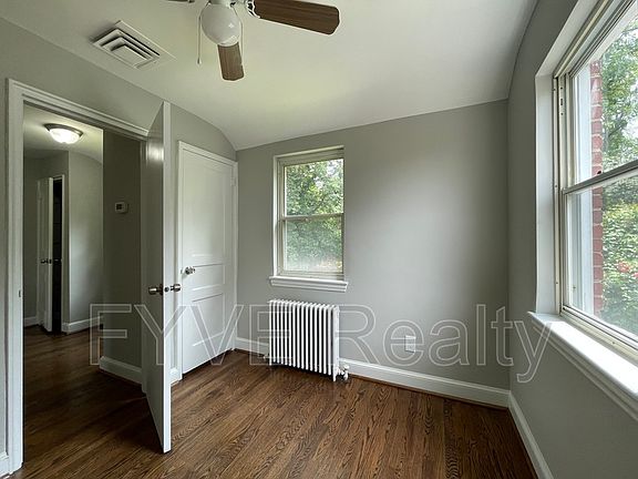 4th image of 5415 14th Pl