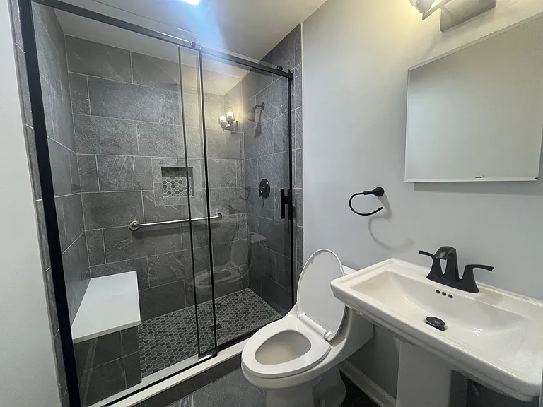 335 Maple St — Photo 12