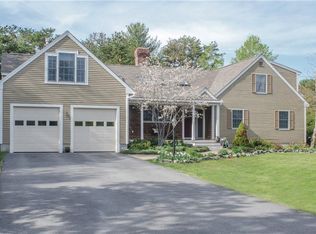 9 Blueberry Ln, Brunswick, ME 04011