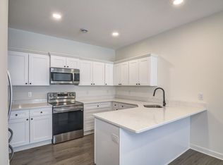 780 Oak Moss Pl, River Falls, WI 54022