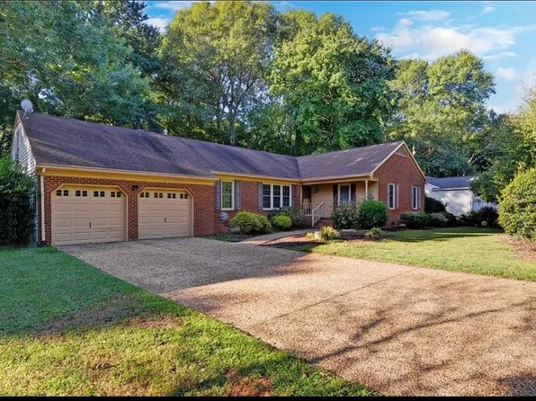 108 Kent Taylor Dr, Yorktown, VA 23693