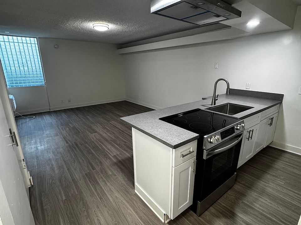 1st image of 1820 El Cerrito Pl APT 105
