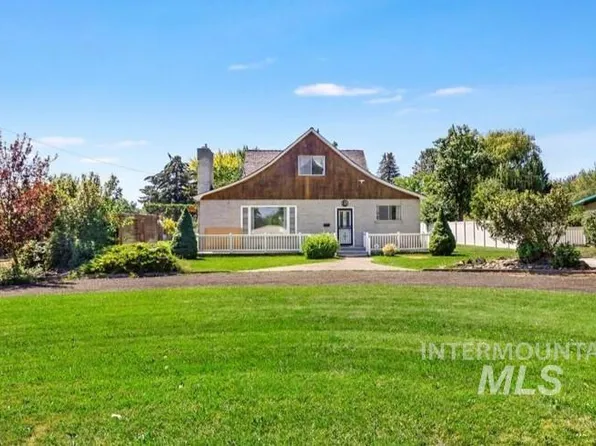 2020 Falls Ave E, Twin Falls, ID 83301
