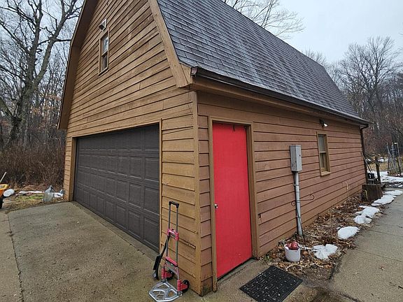 5th image of 4400 Mechanic Rd