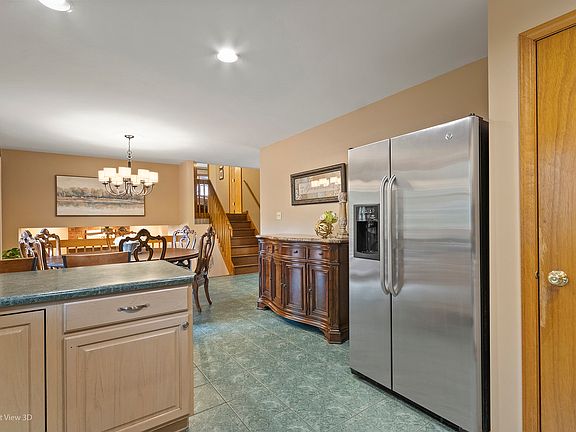 4th image of 3108 223rd St