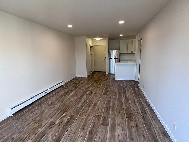 532 Bancroft Avenue — Photo 11