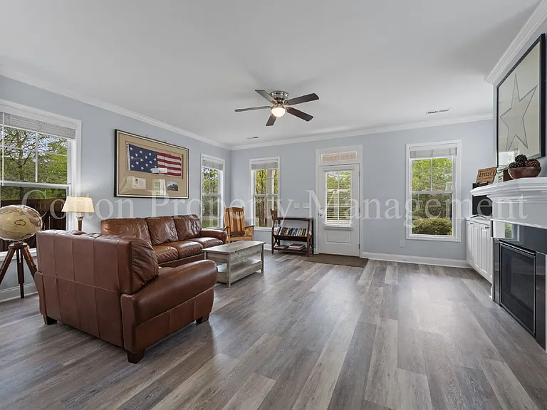 807 Dan Owen Dr — Photo 7
