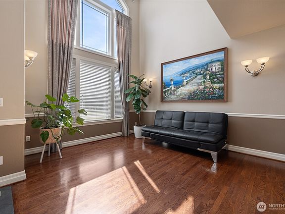 5th image of 24714 64th Avenue E