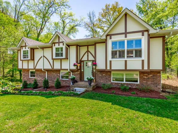 6307 Ridge Lake Rd, Hixson, TN 37343