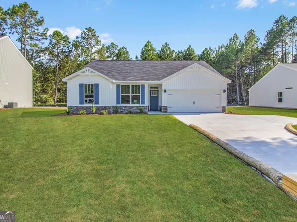 141 W East Smith Rd, Pembroke, GA 31321