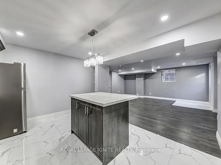 56 Mersey St #BASEMENT — Photo 11