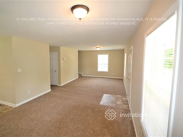 427 Katonah Ave — Photo 2