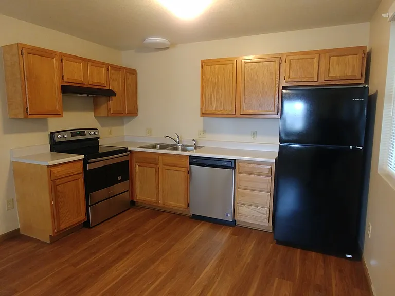 207 N Elm St #207 — Photo 24