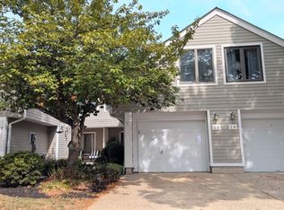 13 Stryker Ct, Bridgewater, NJ 08807