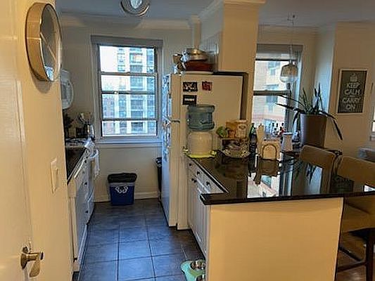 4th image of 340 E 80th St #16T