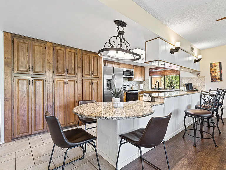 2916 Duchess Trl — Photo 13