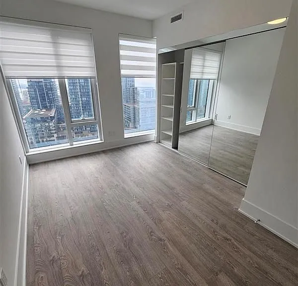 470 Front St W #1312 — Photo 6