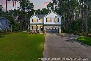 4 bed, 2.5 bath, 2156 sqft, $2,200 — Photo 1
