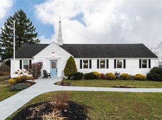 3320 Crittenden Rd, Alden, NY 14004