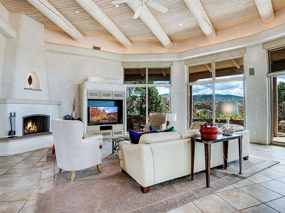 3rd image of 544 Camino Los Altos