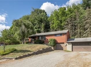 100 Rene Dr, Glenshaw, PA 15116