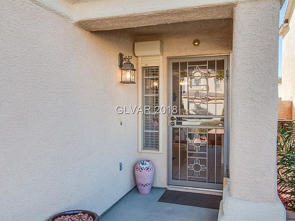 4th image of 5033 Sparkling Sky Ave