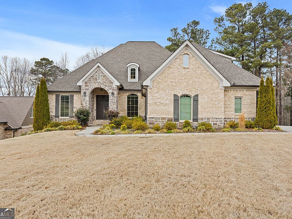 1st image of 1560 Tapestry Rdg