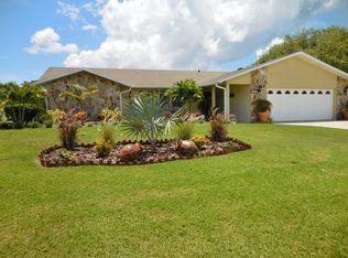 3960 Torrey Pines Blvd, Sarasota, FL 34238