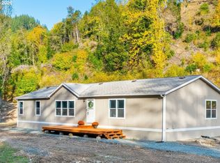 20191 Highway 42, Myrtle Point, OR 97458