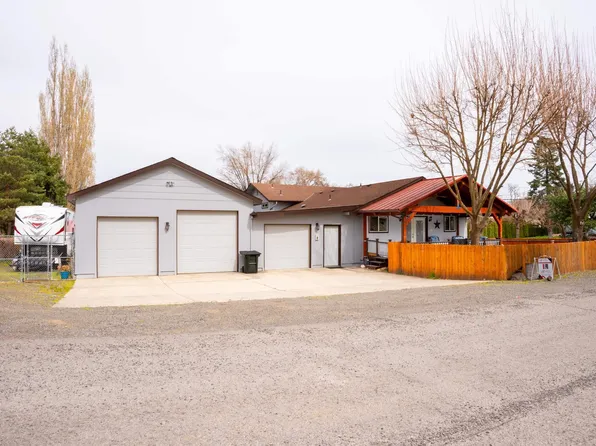 122 S Water St, Weston, OR 97886