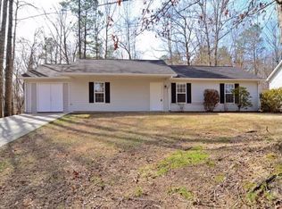 3651 King Dr, Douglasville, GA