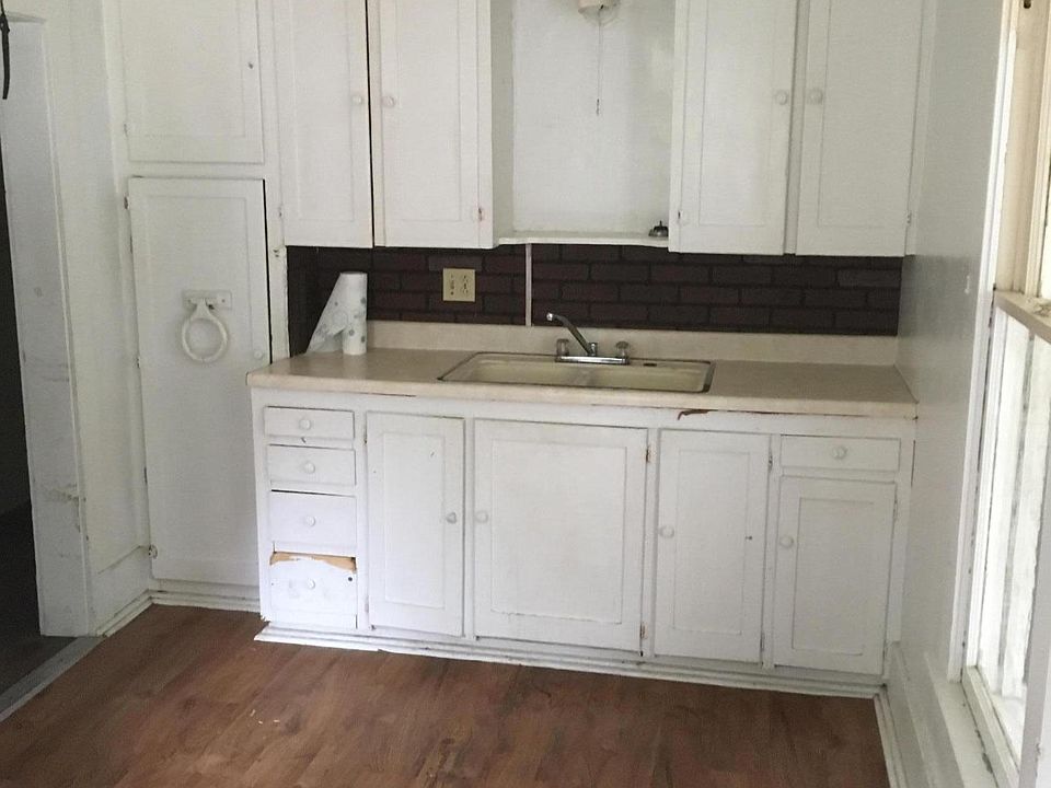 349 S Wood St. Apt Apartments Neosho, MO Zillow