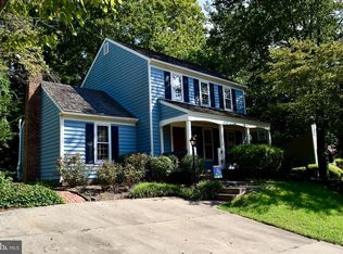 11979 Farrabow Ln, Woodbridge, VA 22192