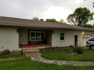 323 Oakdale St, Maryville, TN 37801