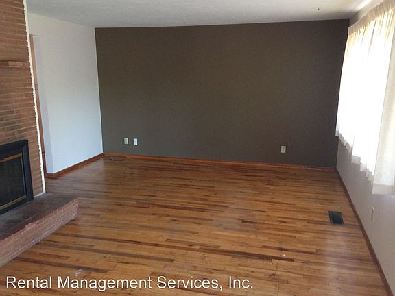 2nd image of 15537 SE Thorville Ave