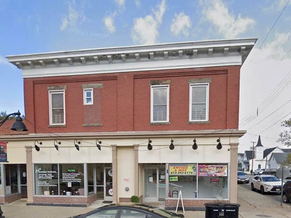 1st image of 107 E Blackwell St Unit 2
