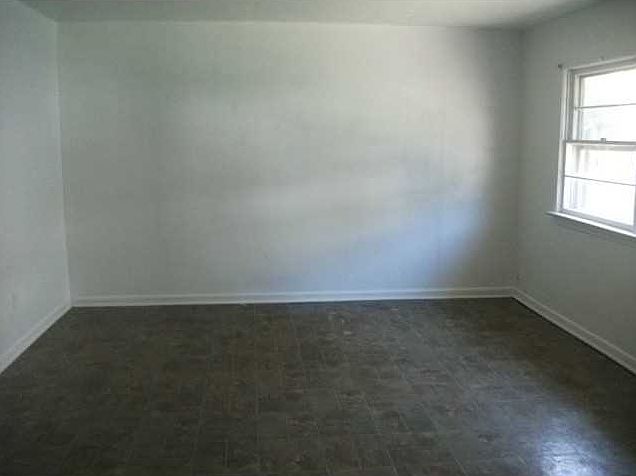 2nd image of 9290 Mason Creek Rd #B