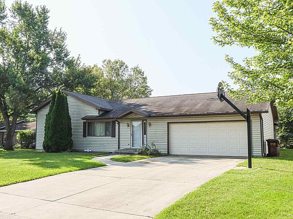 2nd image of 1420 Brookhaven Ct