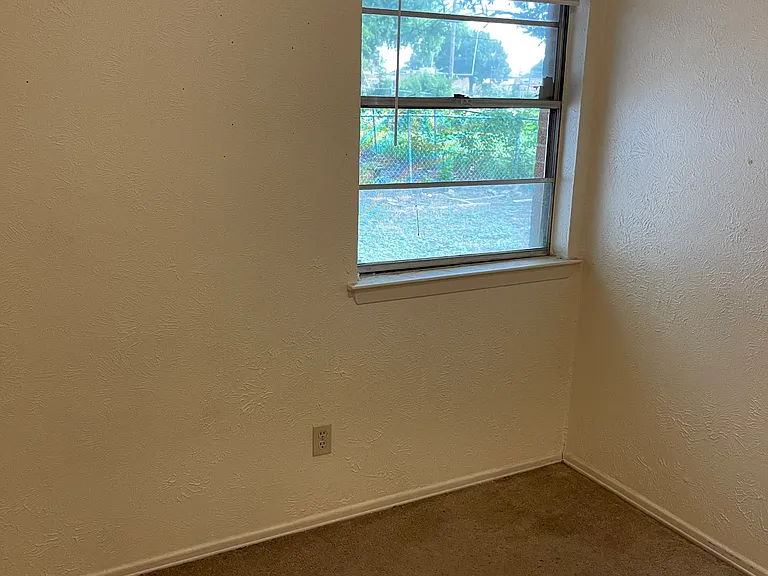 601 Rosewood Hills Dr — Photo 14