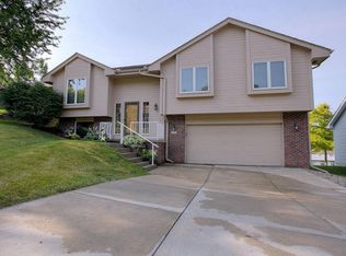 313 Buena Vista Cir, Council Bluffs, IA 51503