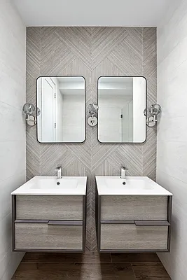 Sold by Compass | media 10