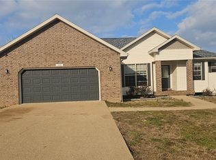 139 Lyle Curtis Cir, Waynesville, MO 65583
