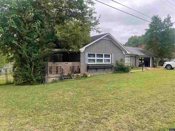 164 Eastview Ave, Camden, TN 38320